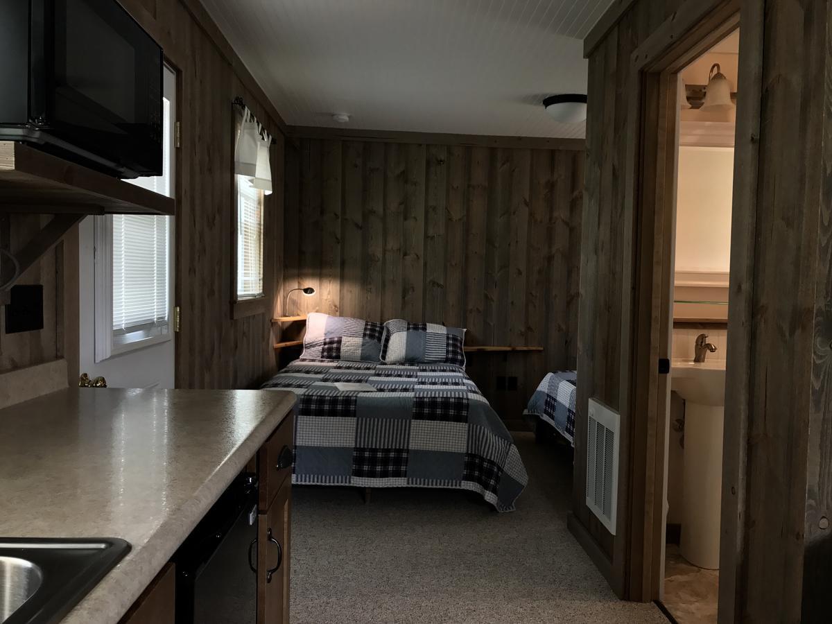 Cedar Ridge Cabins Honor Exterior photo