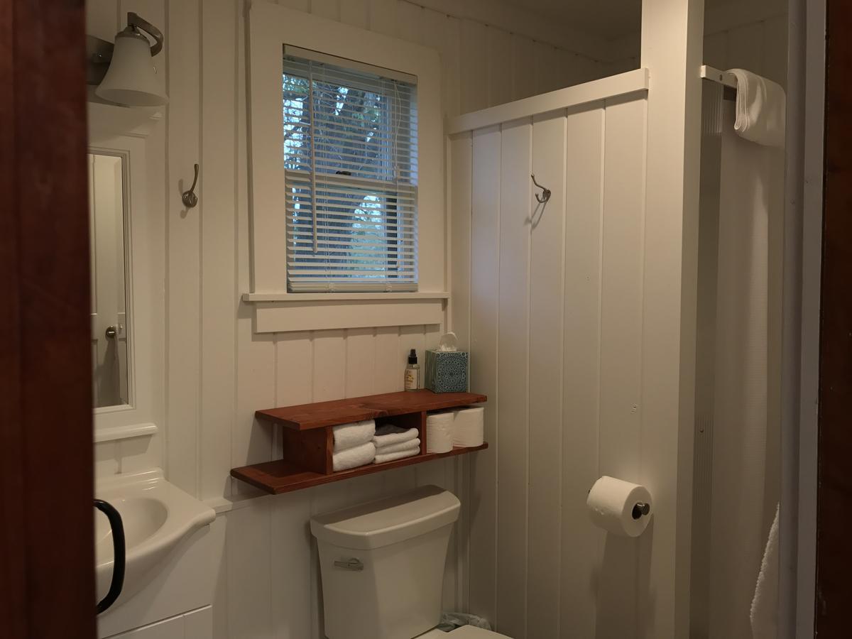 Cedar Ridge Cabins Honor Exterior photo
